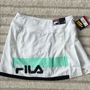 XS Fila White golf Skirt with Mint Accent